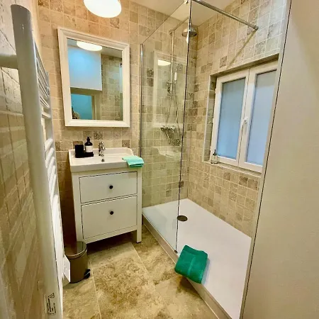 La Chouette Blanche, Hypercentre * ديجون