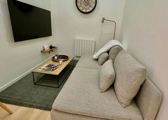 La Chouette Blanche, Hypercentre